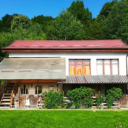 Vila Margareta 쿠티에데아게스 외부 사진