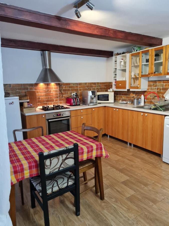 Vila Margareta 쿠티에데아게스 외부 사진